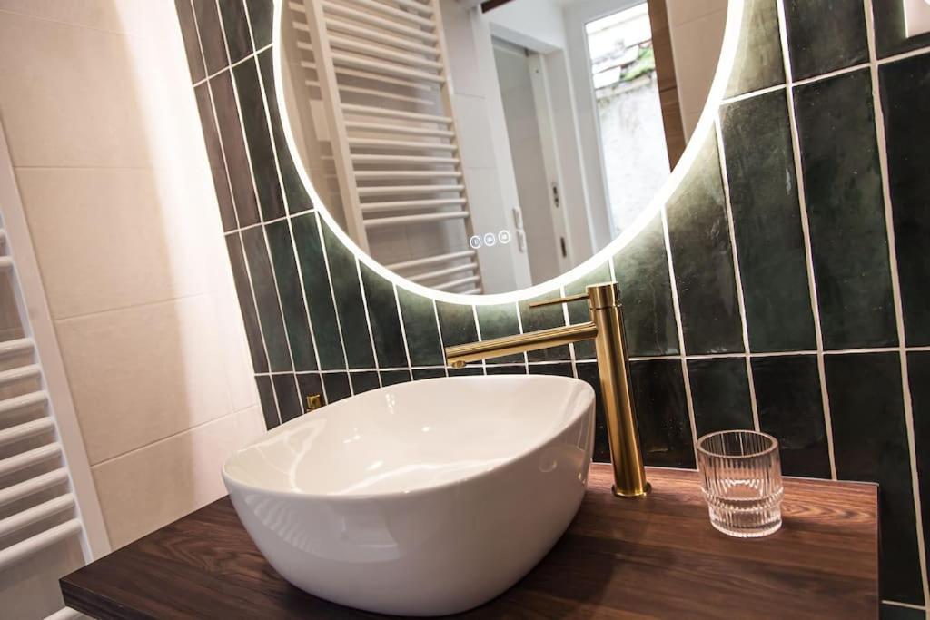 L'Escapade-Hypercentre-Parking Prive-Refait A Neuf Apartment ชาโตรูซ์ ภายนอก รูปภาพ
